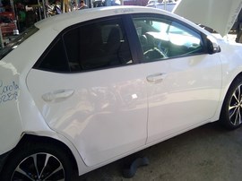 2018 TOYOTA COROLLA, WHITE, SE MODEL, 1.8L, AT.  Z25258